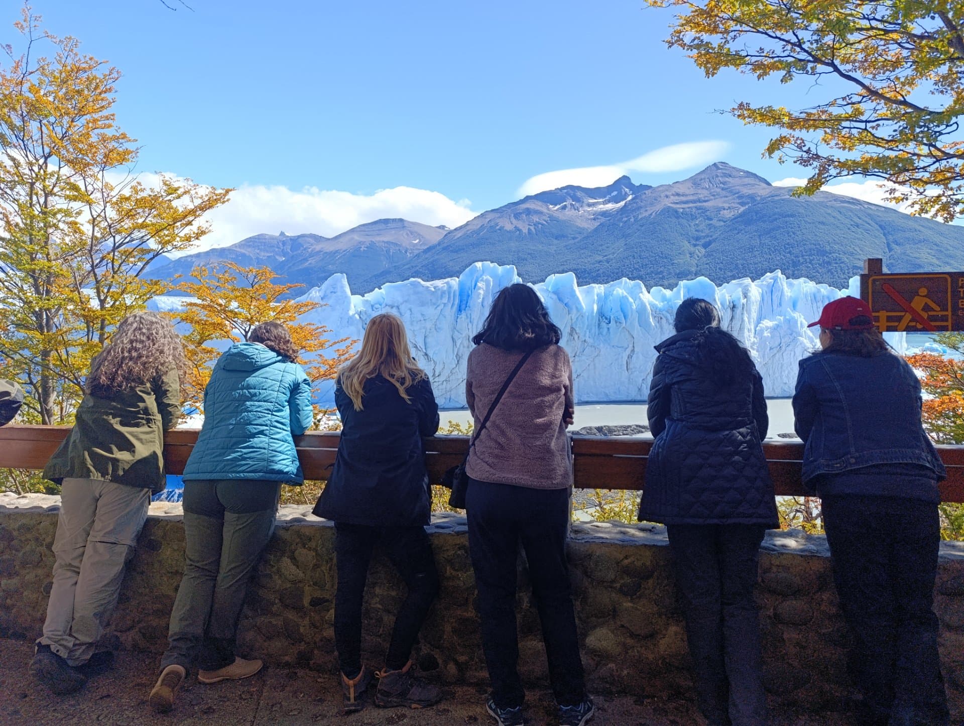 PERITO MORENO, SERVICIO PRIVADO