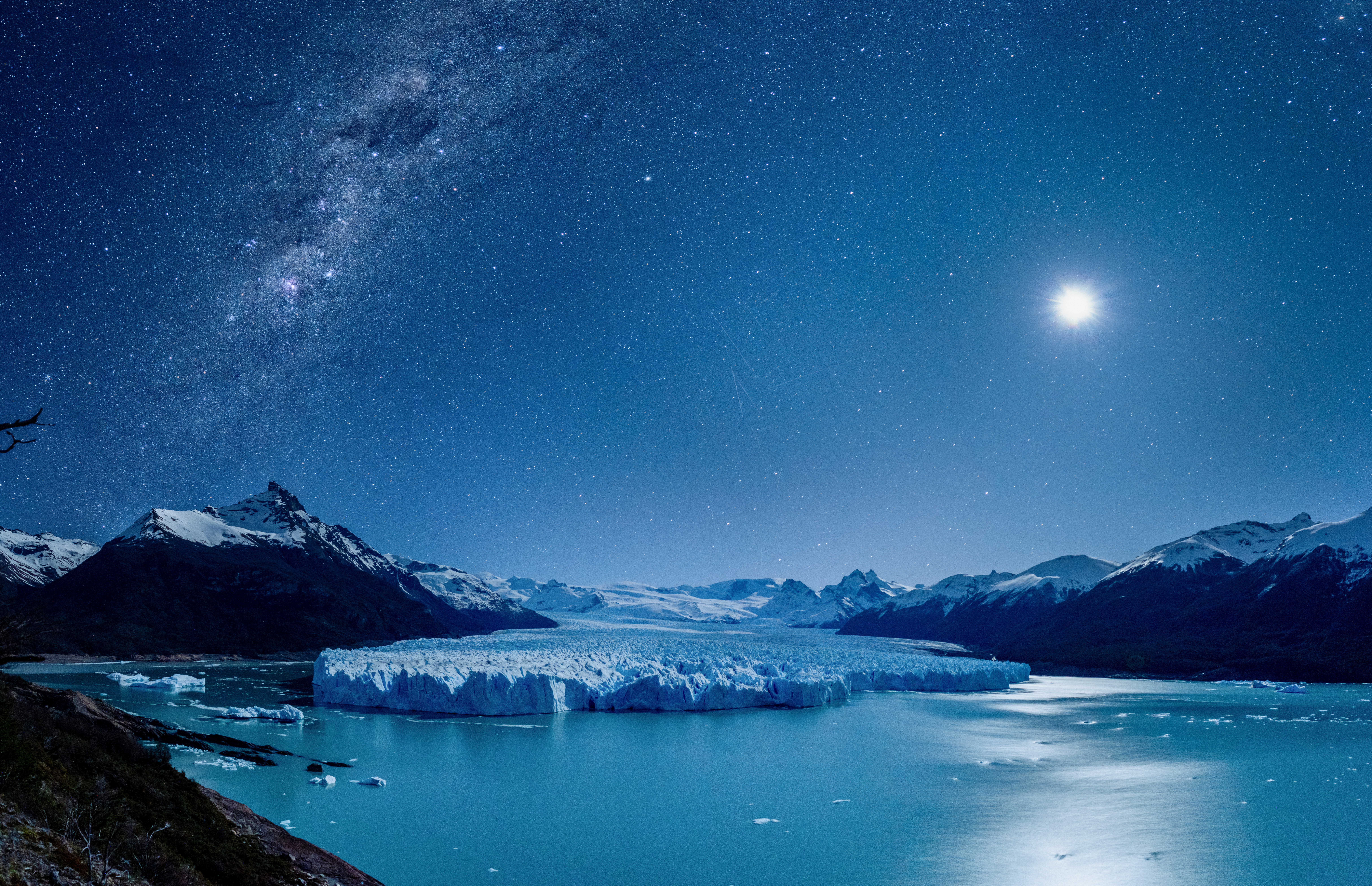 Moreno Night Plus — La Magia del Glaciar Bajo la Luna Llena 2
